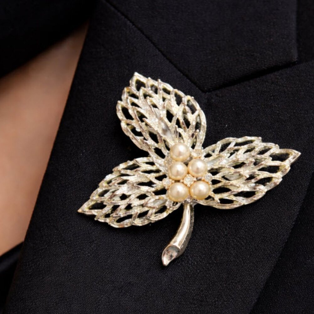 Gold Leaf Pearl Brooch Vintage Style Rhinestone Floral Pin